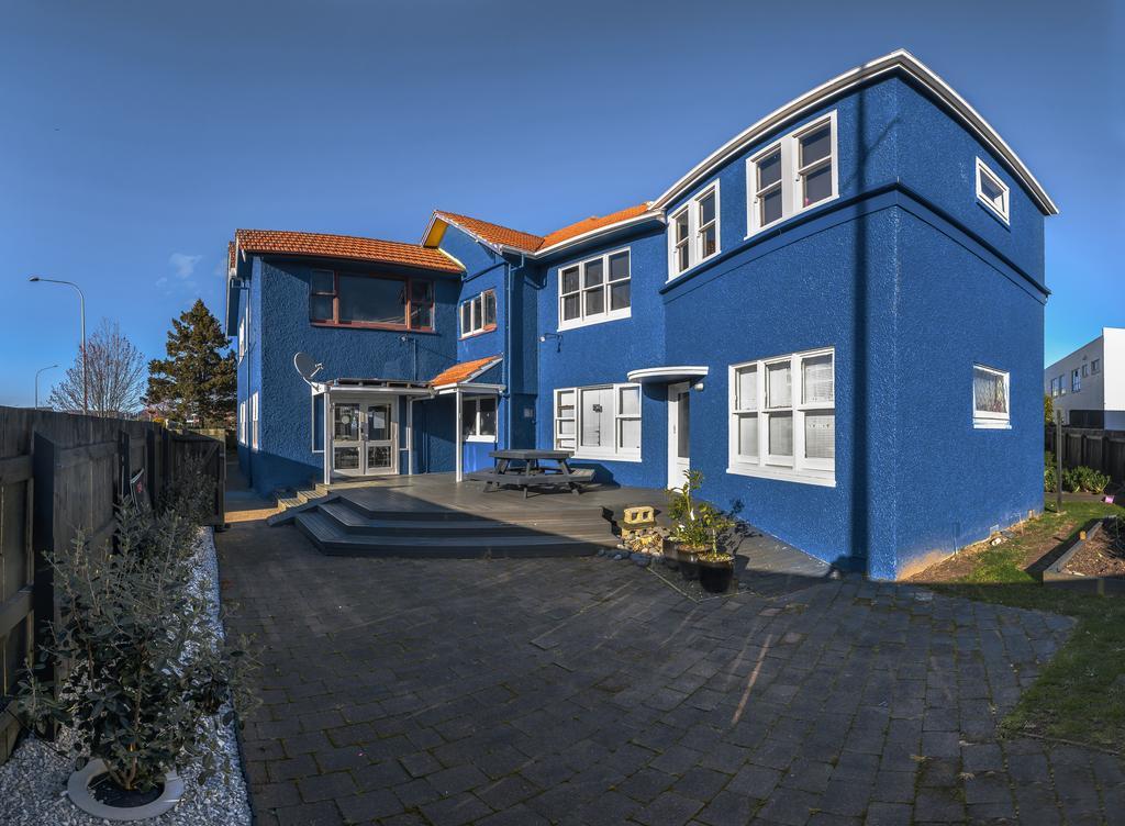 Crash Palace Backpackers Роторуа Экстерьер фото